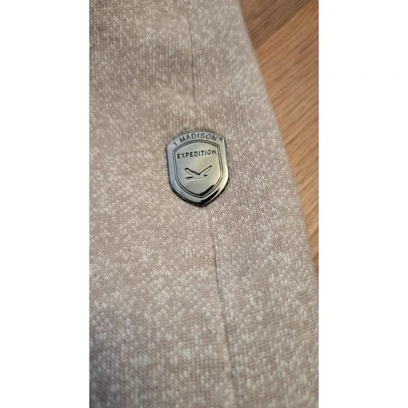 1 Madison Expedition Size L Faux Fur Lined  Hood Sweater Cozy Jacket Winter Snow - Picture 2 of 9